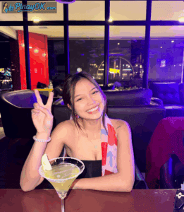 SHEENY BERRY BLKBX 19